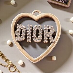 DIOR Gold Heart Pendant for Necklace Jewelry